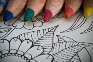 1日3分で気分転換！大人の塗り絵「コロリアージュ」の魅力が凄い！ | 癒しモーメント
