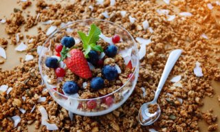 美味しいヨーグルトの食べ方10選。食べる時間帯や期間も大事!